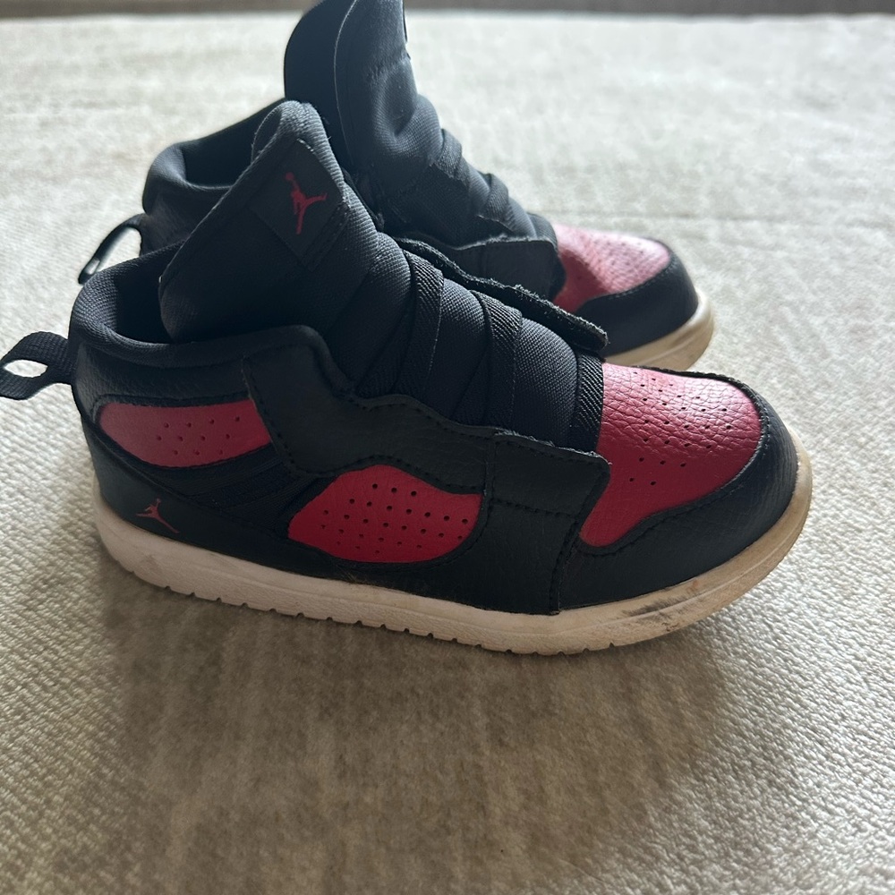 Kids Jordan Sneakers